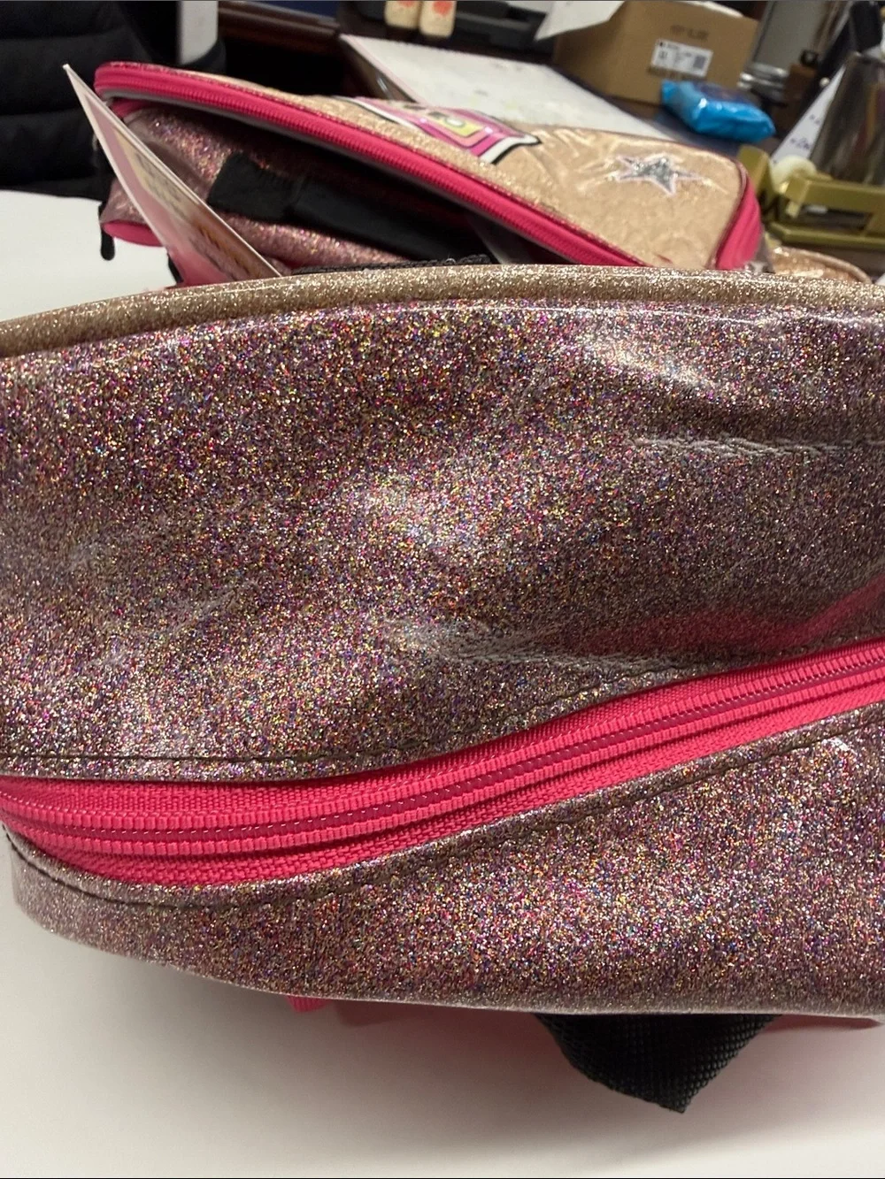 Locker Club sparkling pink